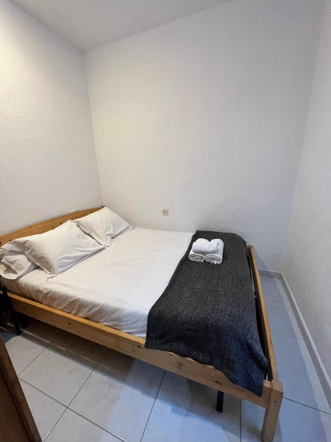 Bugo Luis Apartament Apartment Барселона Екстериор снимка