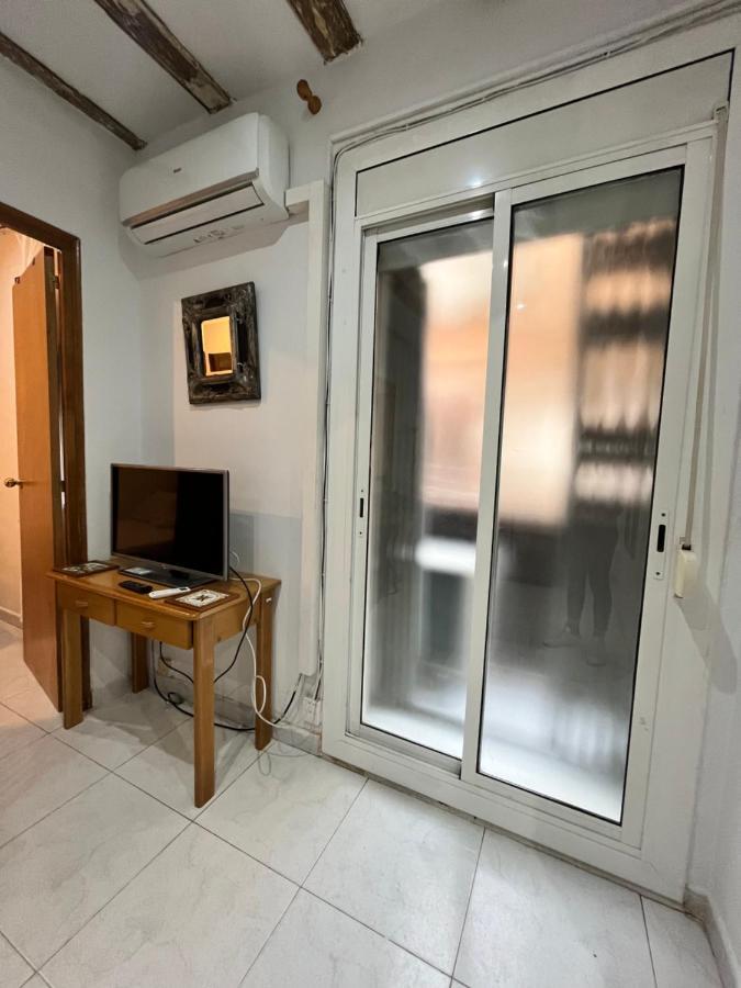 Bugo Luis Apartament Apartment Барселона Екстериор снимка